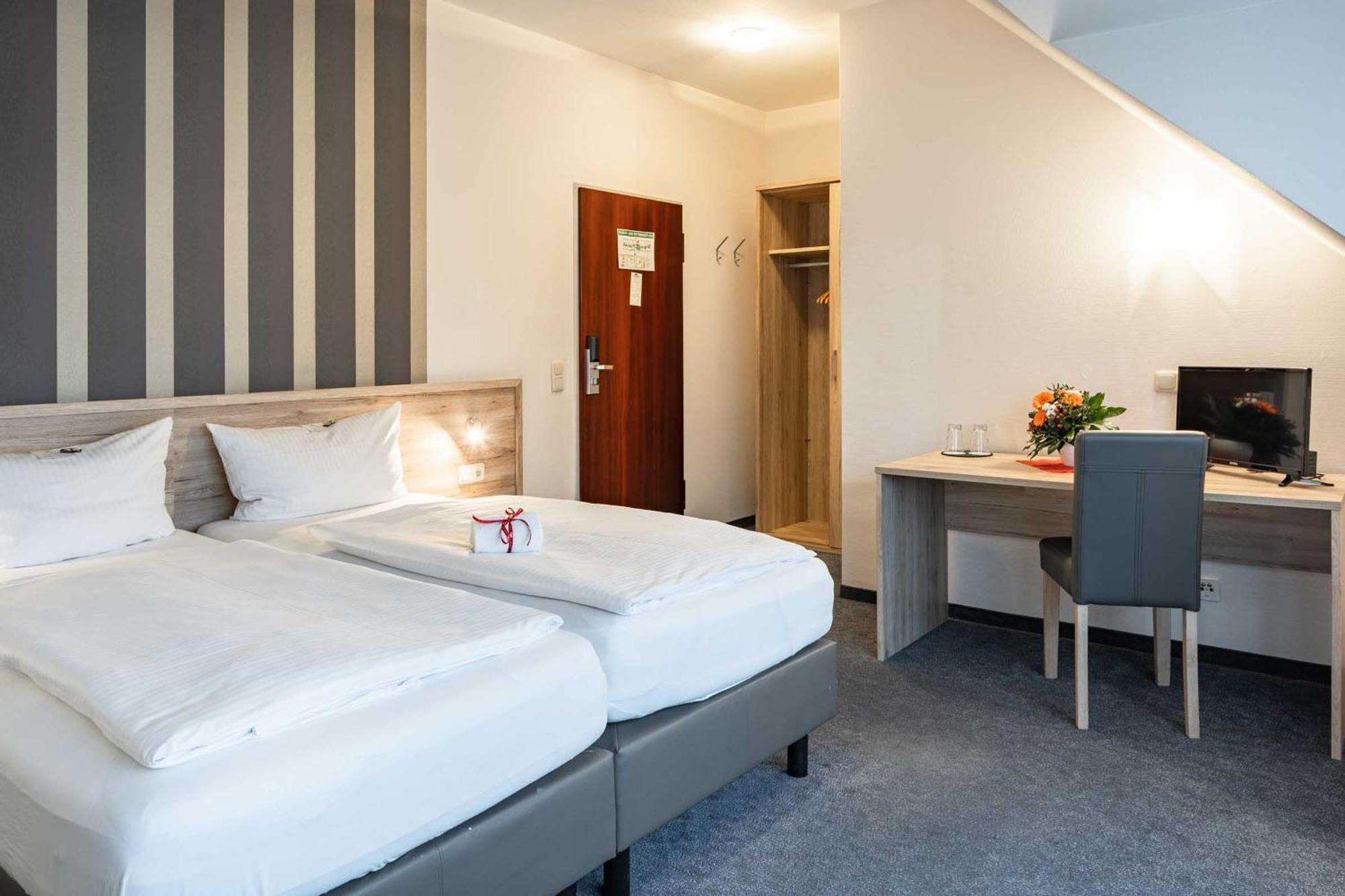 Astoria City Resort Essen Bagian luar foto