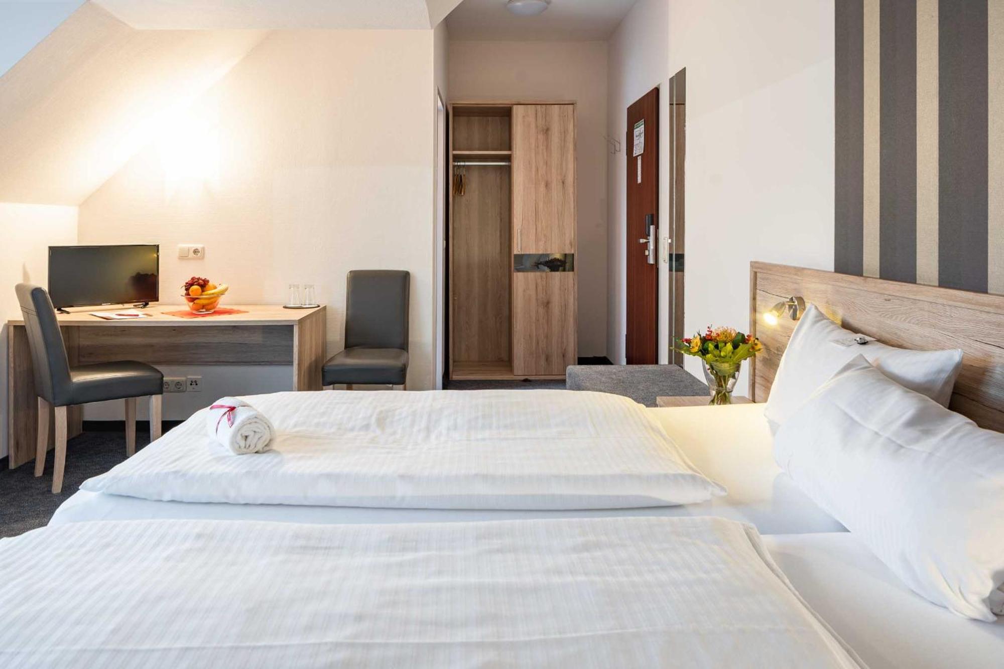 Astoria City Resort Essen Bagian luar foto